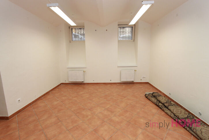Pronájem kancelářské prostory, 81,5m2, ul. Tyršova, Praha 2