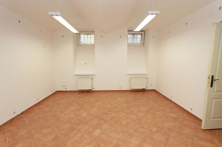 Fotografie nemovitosti - Pronájem kancelářské prostory, 81,5m2, ul. Tyršova, Praha 2