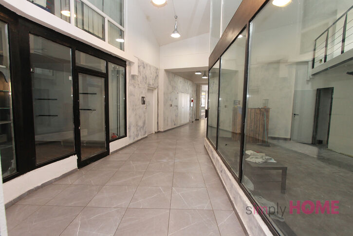 Pronájem obchodních prostor, 9 m2, ul. Milady Horákové, Praha 7 - Holešovice