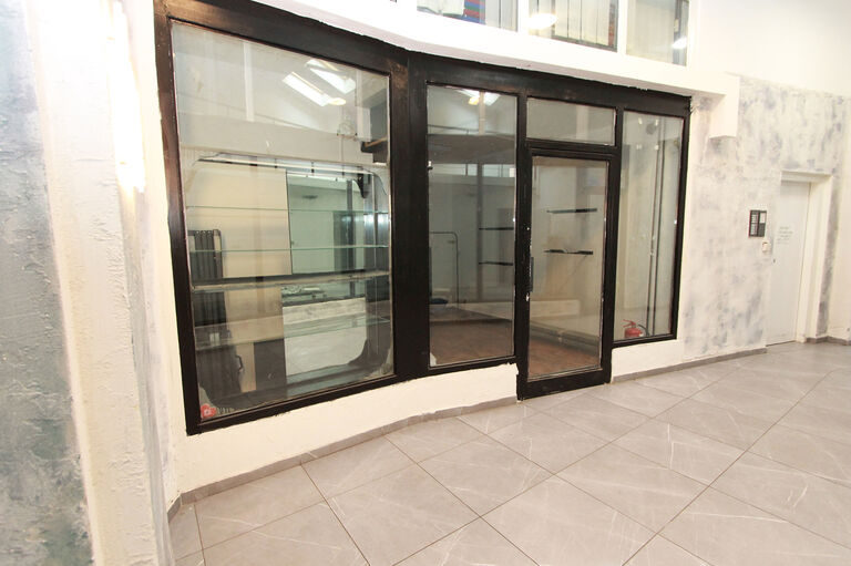 Fotografie nemovitosti - Pronájem obchodních prostor, 9 m2, ul. Milady Horákové, Praha 7 - Holešovice