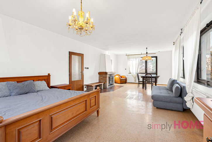 Prodej rodinný dům 5+1/2x balkón + garáž, 188 m2 m2, ul. K Šedivce, Praha 6 - Nebušice