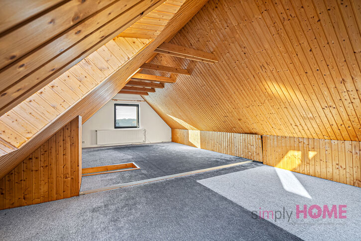 Prodej rodinný dům 5+1/2x balkón + garáž, 188 m2 m2, ul. K Šedivce, Praha 6 - Nebušice