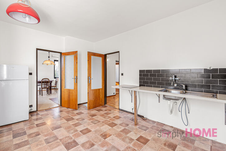 Prodej rodinný dům 5+1/2x balkón + garáž, 188 m2 m2, ul. K Šedivce, Praha 6 - Nebušice