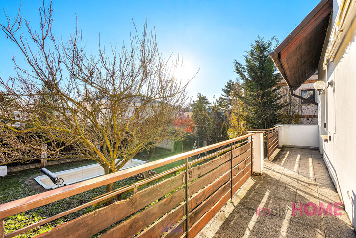 Prodej rodinný dům 5+1/2x balkón + garáž, 188 m2 m2, ul. K Šedivce, Praha 6 - Nebušice