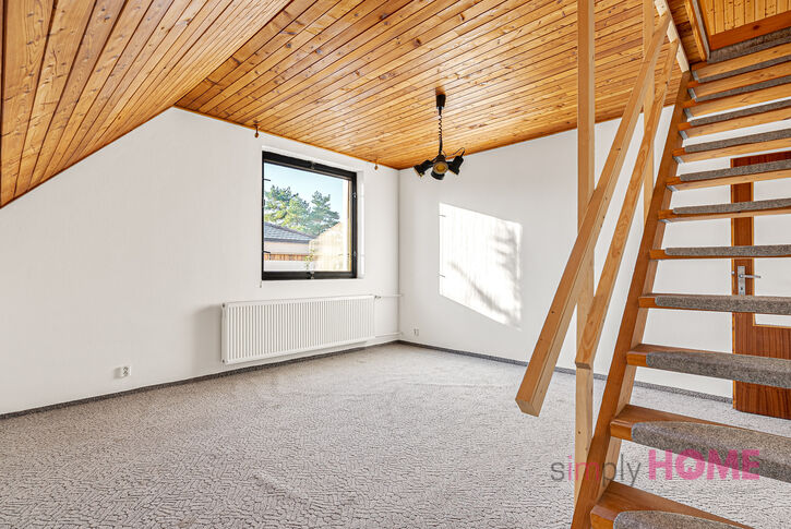 Prodej rodinný dům 5+1/2x balkón + garáž, 188 m2 m2, ul. K Šedivce, Praha 6 - Nebušice