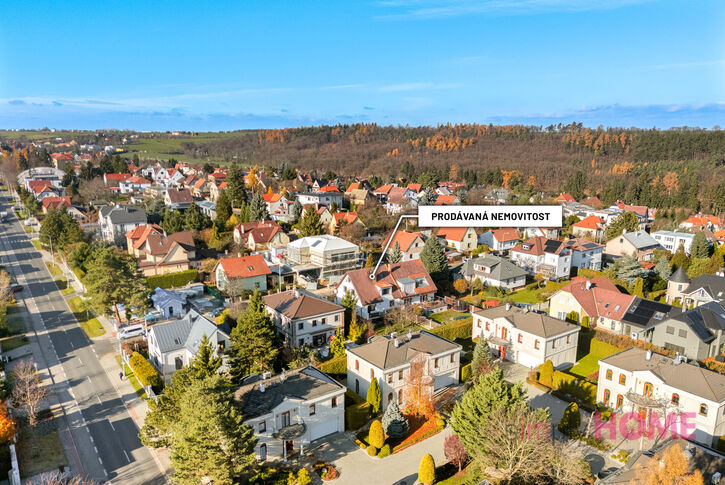 Prodej rodinný dům 5+1/2x balkón + garáž, 188 m2 m2, ul. K Šedivce, Praha 6 - Nebušice