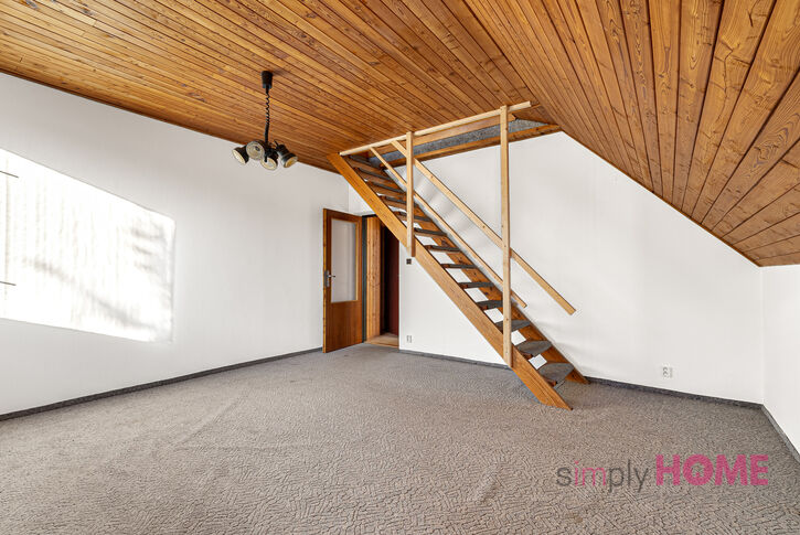 Prodej rodinný dům 5+1/2x balkón + garáž, 188 m2 m2, ul. K Šedivce, Praha 6 - Nebušice