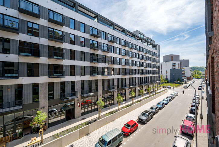 Pronájem loftového bytu 1+kk/balkón + sklep, 37/4/4 m2, ulice V Háji, Praha 7 - Holešovice