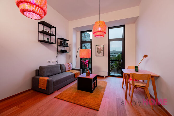 Pronájem loftového bytu 1+kk/balkón + sklep, 37/4/4 m2, ulice V Háji, Praha 7 - Holešovice