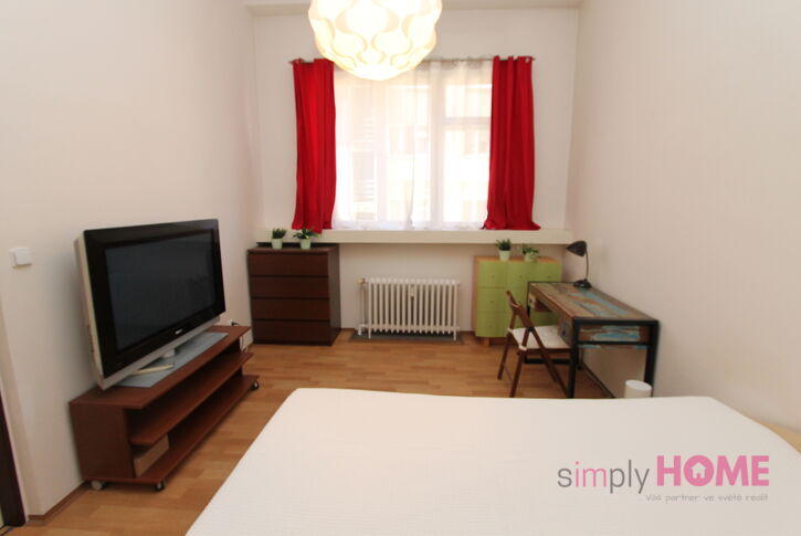 Pronájem byt 2+kk, 40m2, ul. Sokolovská, Praha 8 - Karlín