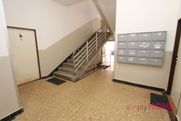 Pronájem byt 2+kk, 40m2, ul. Sokolovská, Praha 8 - Karlín